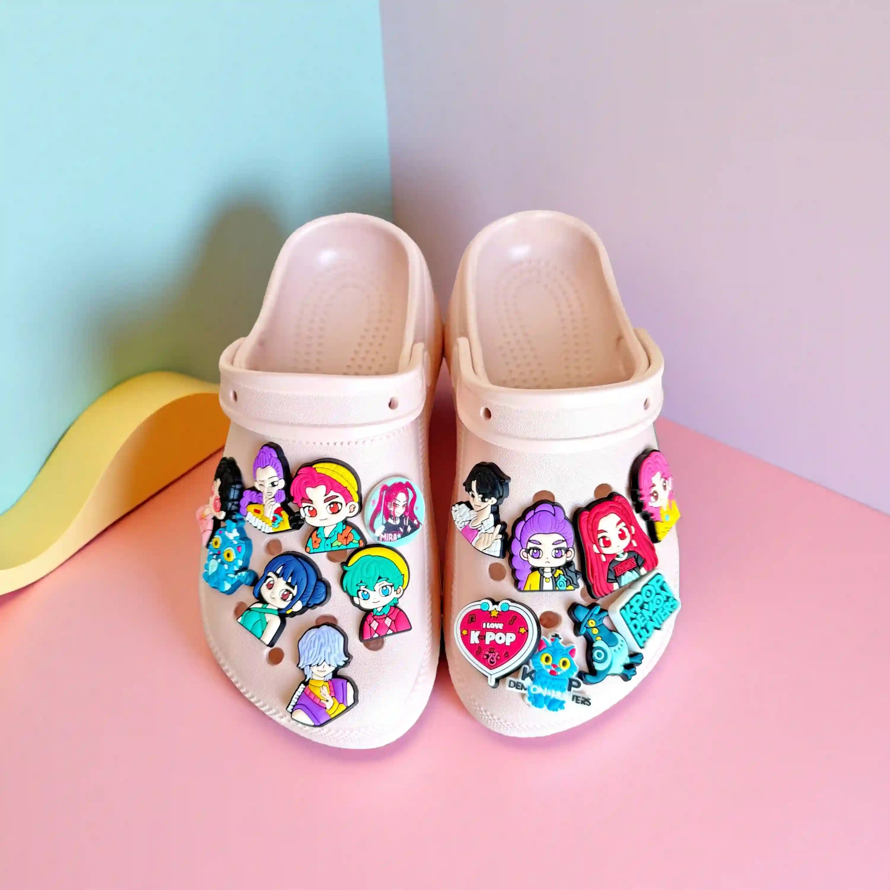 photo of crocs shoes decorated with kpop demon hunters crocs charm