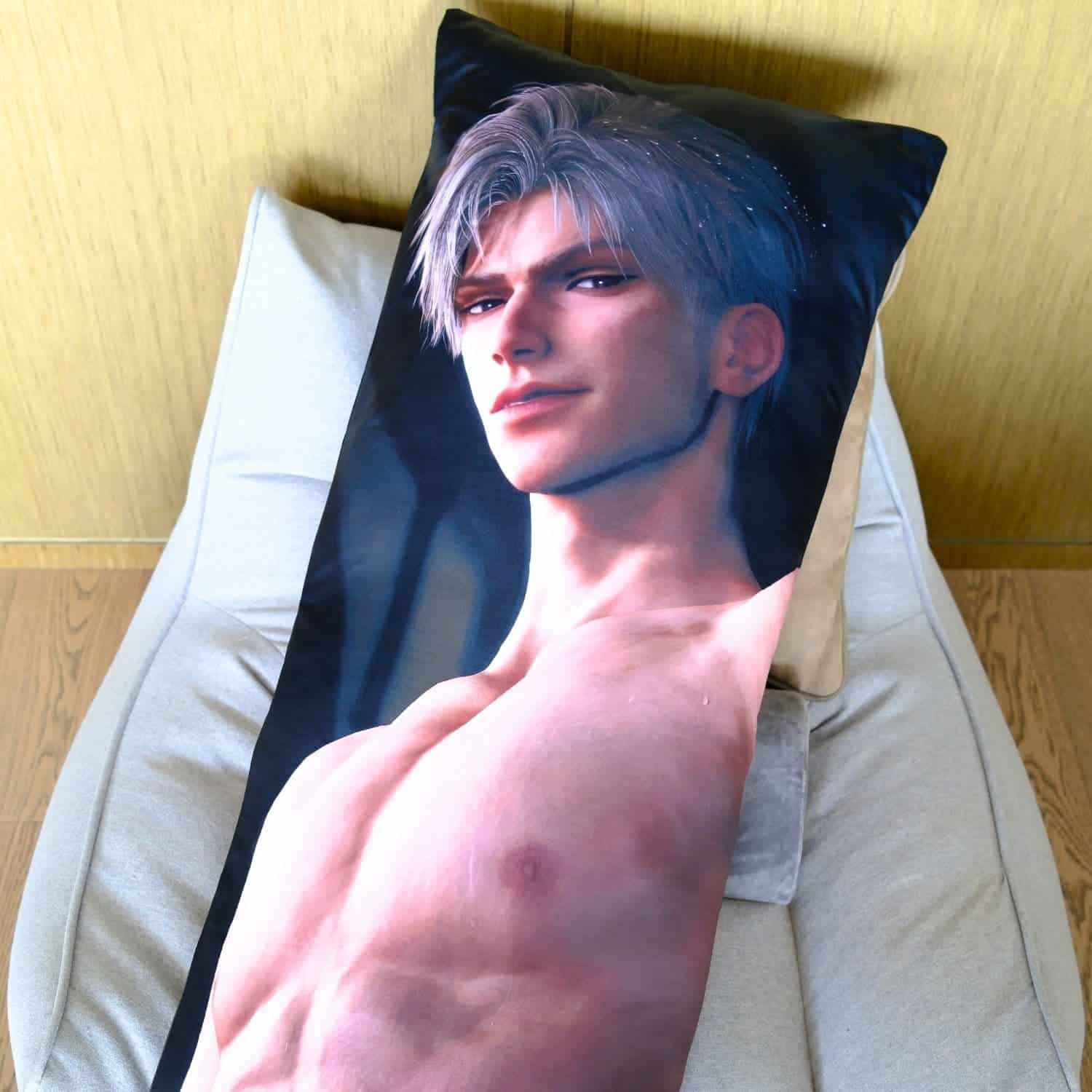 real-life customer image of sylus love and deepspace dakimakura body pillow cover