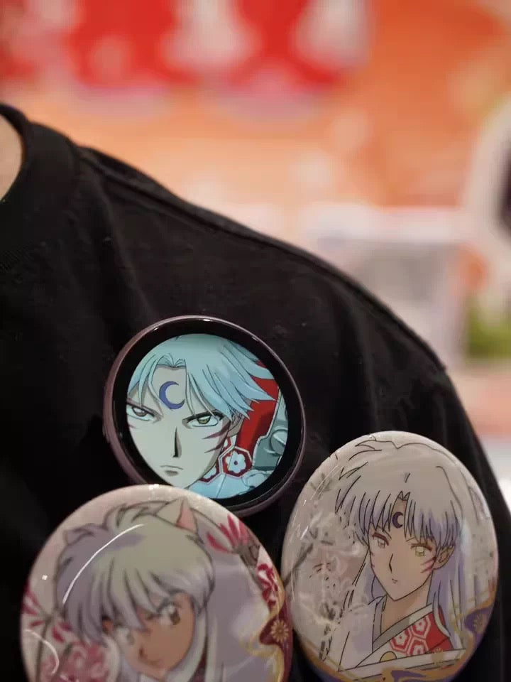 electronic button pin attached to clothes